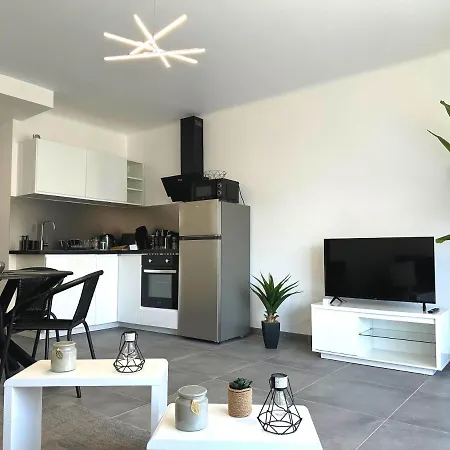 Apartment Cosy Vautrin, Ensoleille A 100m De La Mer