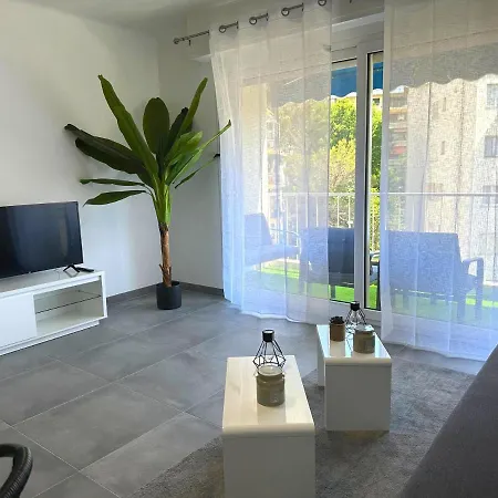 Lägenhet Cosy Vautrin, Ensoleille A 100m De La Cannes